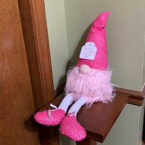 HEARTS & KISSES GNOME-Valentine’s Edition